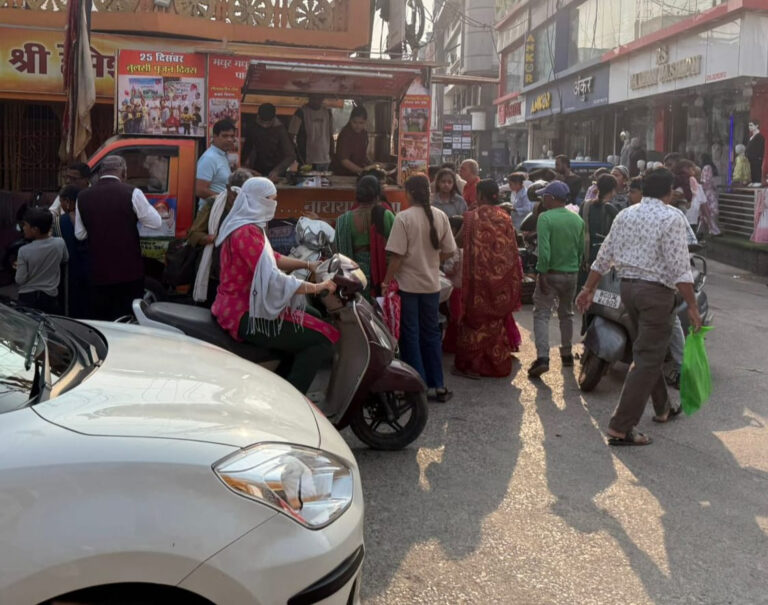 गुरु प्रसाद सेवा रथ के माध्यम से भव्य भंडारा, गरीब और असहायों की सेवा