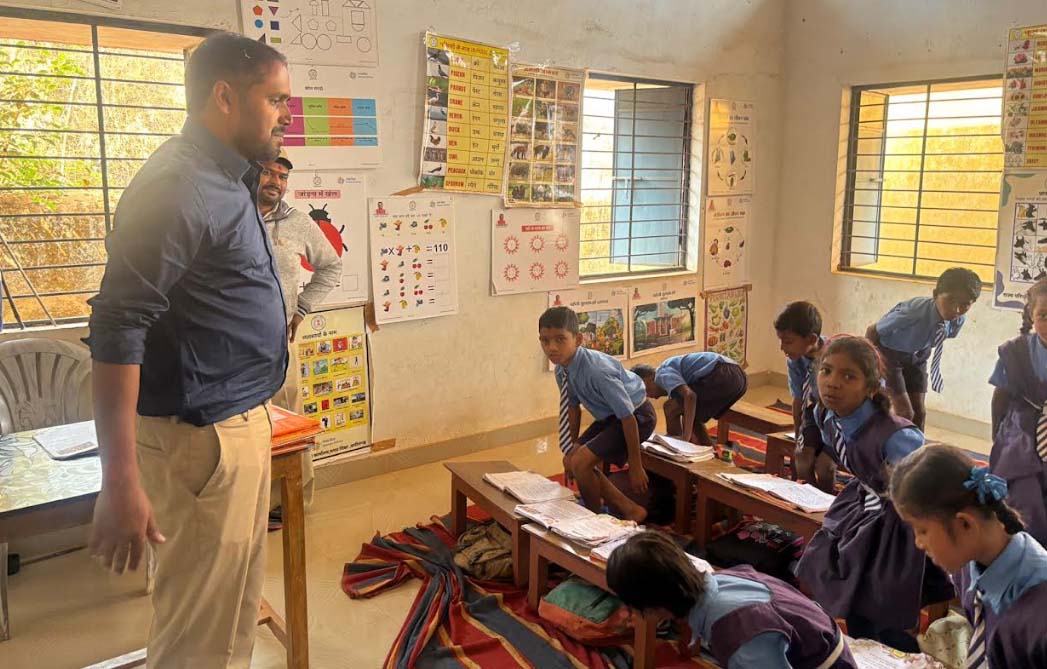 The Collector seemed satisfied with the arrangements and had cordial dialogue with the children.