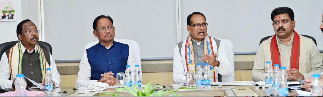 Promoting slender and aromatic rice varieties to increase farmers' income.