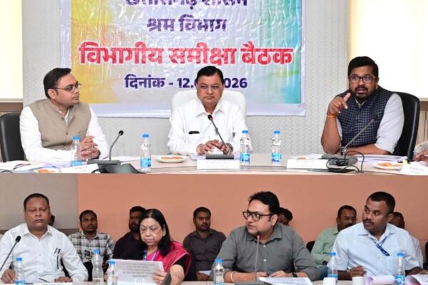 Special focus on implementation of schemes, safety of workers