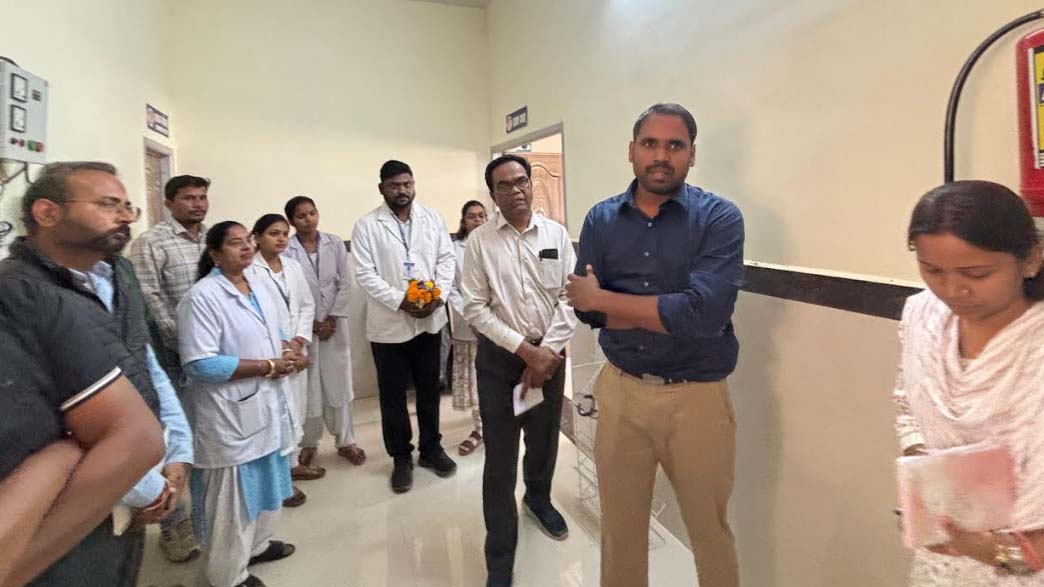 Collector gave instructions to provide sonography facility
