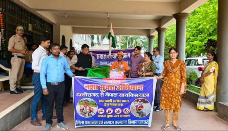 A War Against Drugs on Two Wheels: Tulsi Ram from Dhamtari Sets Off for Nepal