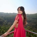 Janhvi Kapoor climbed 3550 stairs to reach Tirumala Temple on her 29th birthday