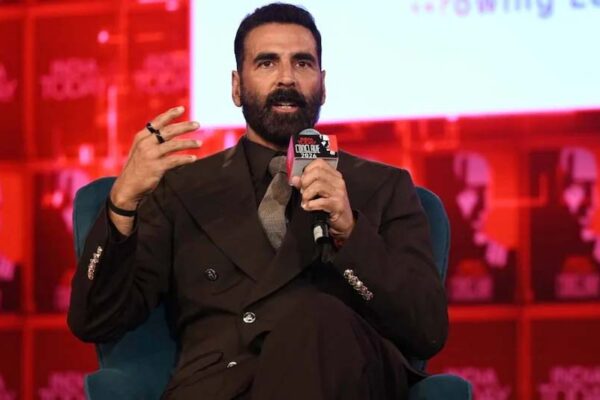 Akshay Kumar Speaks on the Industry's 'Fake Fitness': You Can't Build Six-Pack Abs in Just Four Months.
