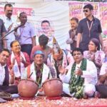 CM Sai played the drum, journalists danced in the joy of colors
