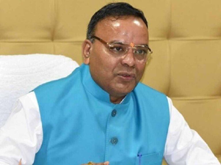 MLA अजय चंद्राकर ने खड़गे को माला जपने की सलाह दी