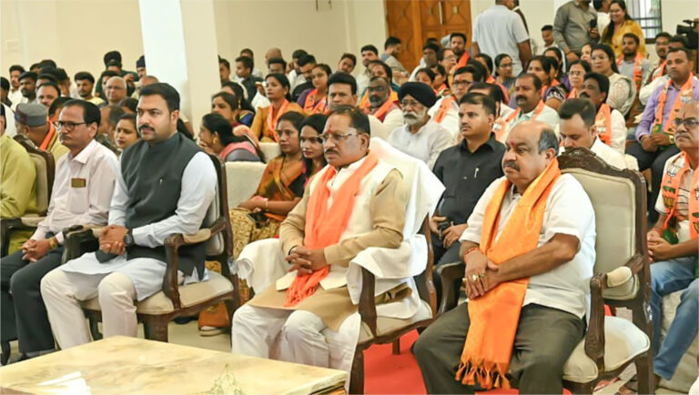 ‘मन की बात’ में बार-बार छत्तीसगढ़ का उल्लेख प्रदेशवासियों के लिए गौरव की बात : CM विष्णुदेव साय