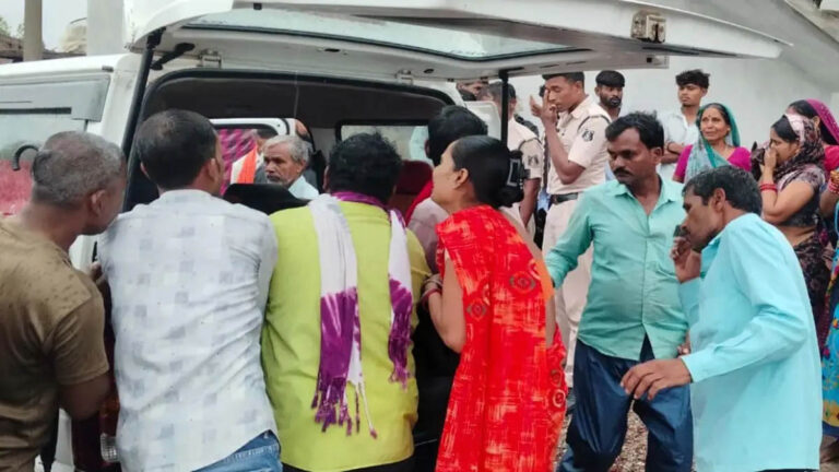 राजिम के कोपरा में 2 बच्चों की मौत, घर के पास के गड्ढे में डूबे 