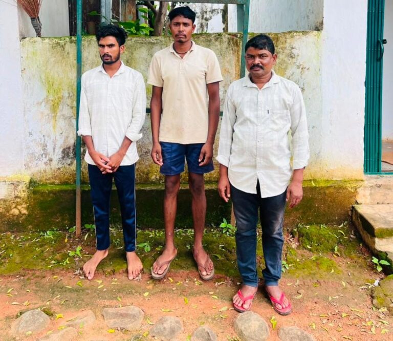 सांभर का मांस पकाते तीन गिरफ्तार, वन विभाग की कार्रवाई