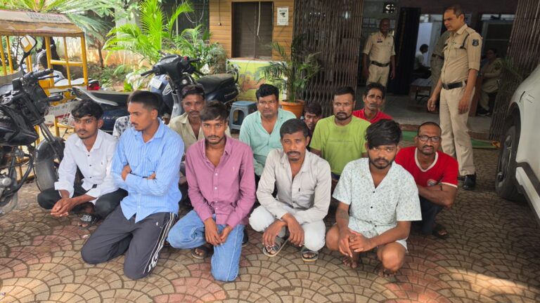 शहर में 300 आरोपियों पर 15 अगस्त से पहले रायपुर पुलिस की बड़ी कार्रवाई