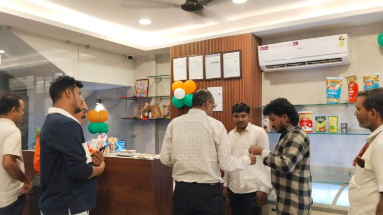 ग्राहकों को बीमारी बेच रहे थे…रायपुर शहर के 52 दुकानों-होटलों संचालकों पर जुर्माना