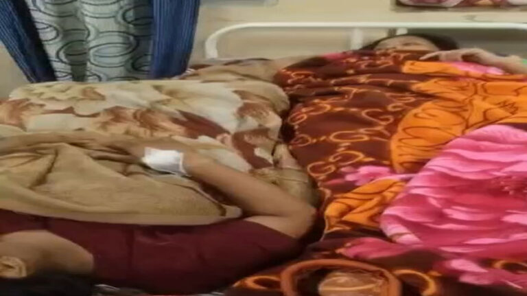 एक बेड में दो नवजात और दो प्रसूता महिलाओं को स्वास्थ्य सुविधा! गजब है मेकाहारा का हाल, Video